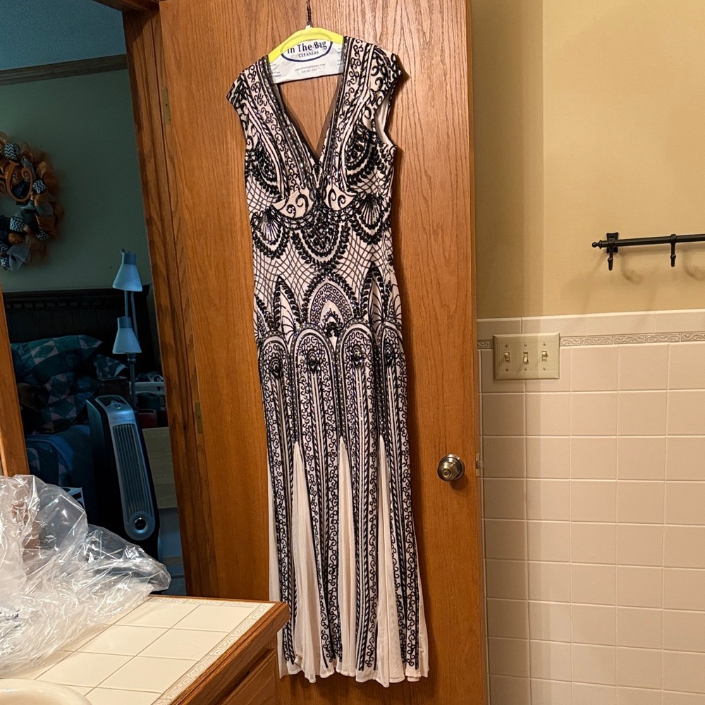 R&M Richards Black and White Maxi Dress